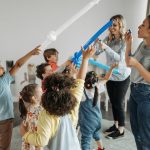 Maximizing Fun and Learning at Your Event with a Creative Kids Entertainer